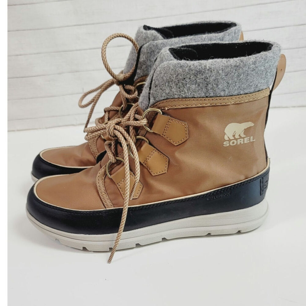 Sorel Explorer Carnival Waterproof Snow Boot in Elk/Dark Stone, sz 9